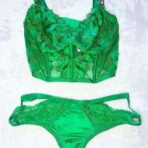 Victoria’s Secret Green Lace Lingerie Set